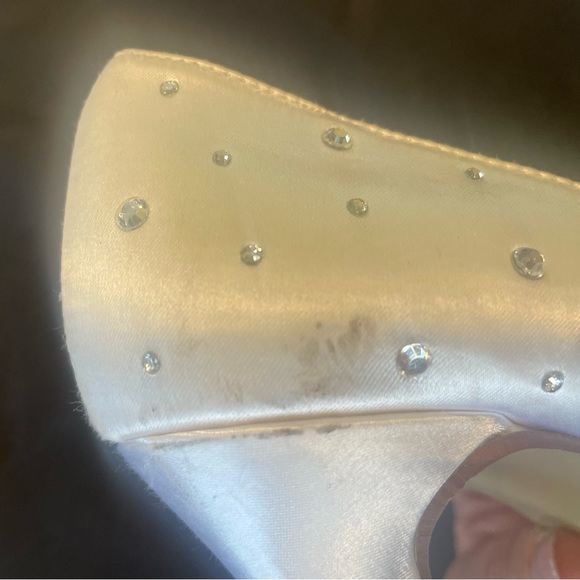 Size 7 White satin, rhinestone embellished, open toe platform heels - Picture 4 of 10